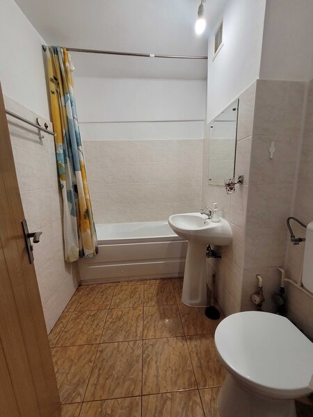 Crangasi Inchiriez apartament doua (2) camere in zona Crangasi - mobilat